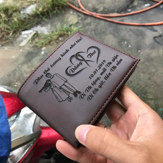 VÍ DA NAM KHẮC THEO YÊU CẦU
