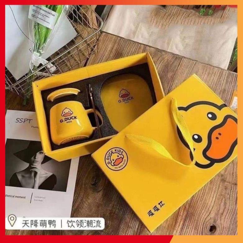 BỘ CỐC VÀ ĐẾ HÂM NÓNG VỊT VÀNG