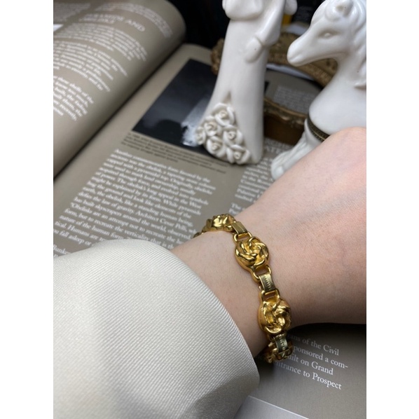 Lắc tay vintage