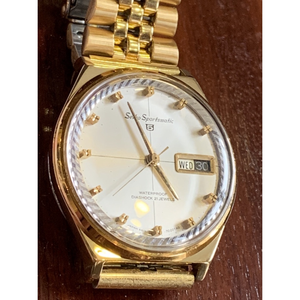 Đồng hồ nam SEIKO SPORTSMATIC -  21 Jewels của Nhật Bản