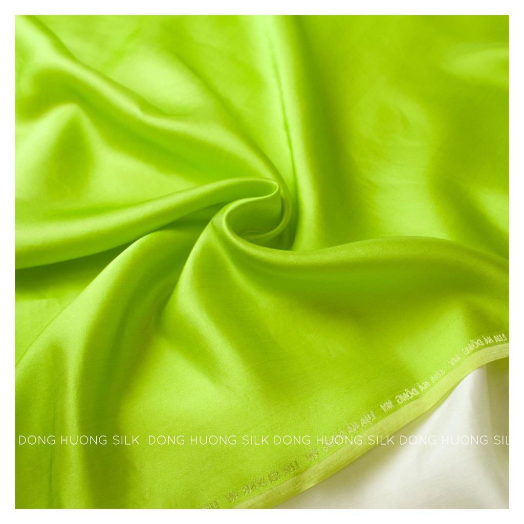 Vải Lụa Tơ Tằm Trơn may áo dài - Đông Hương Silk - LTS05 Xanh Cốm