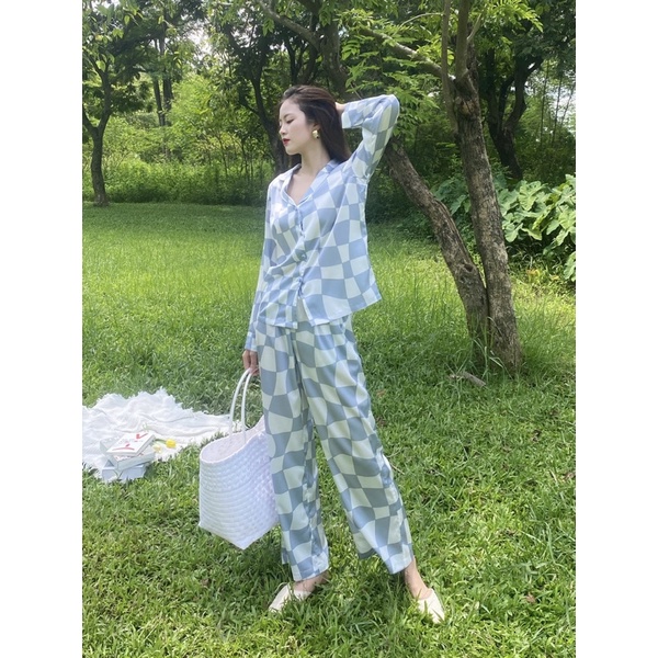 Set sơ mi kiểu dáng pyjama Wavy Checkered chất liệu lụa cao cấp