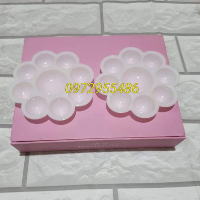 Khay nhựa đựng đá, bột vẽ...