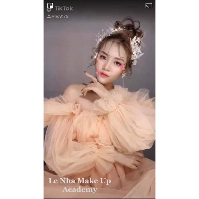 váy chụp hình màu xám liền thân