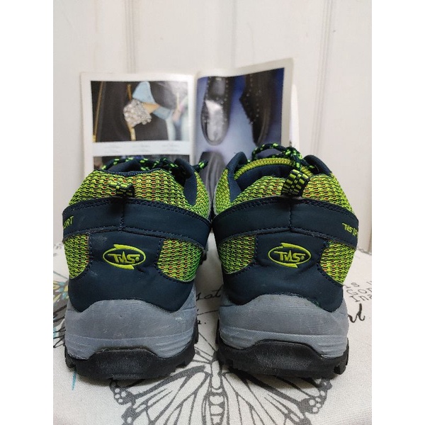 Giày thể thao nam 26,5 cm size 42 si