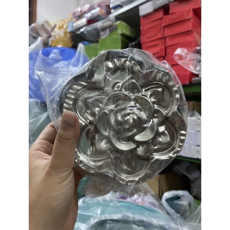 Khuôn xôi inox hình hoa size 15cm an toàn tiện lợi