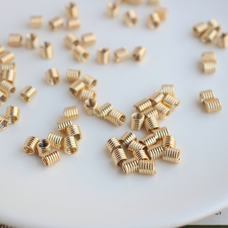 Vòng Đeo Cổ Bằng Đồng Thau Mạ Vàng Với 14 Màu Sắc Tùy Chọn