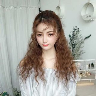 Tóc cột dây xù mì