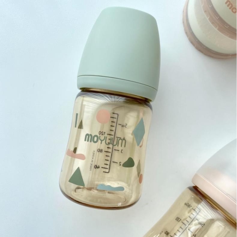 Bình sữa Moyuum họa tiết cloud đám mây dung tích 170ml -270ml tặng kèm núm đục chính hãng