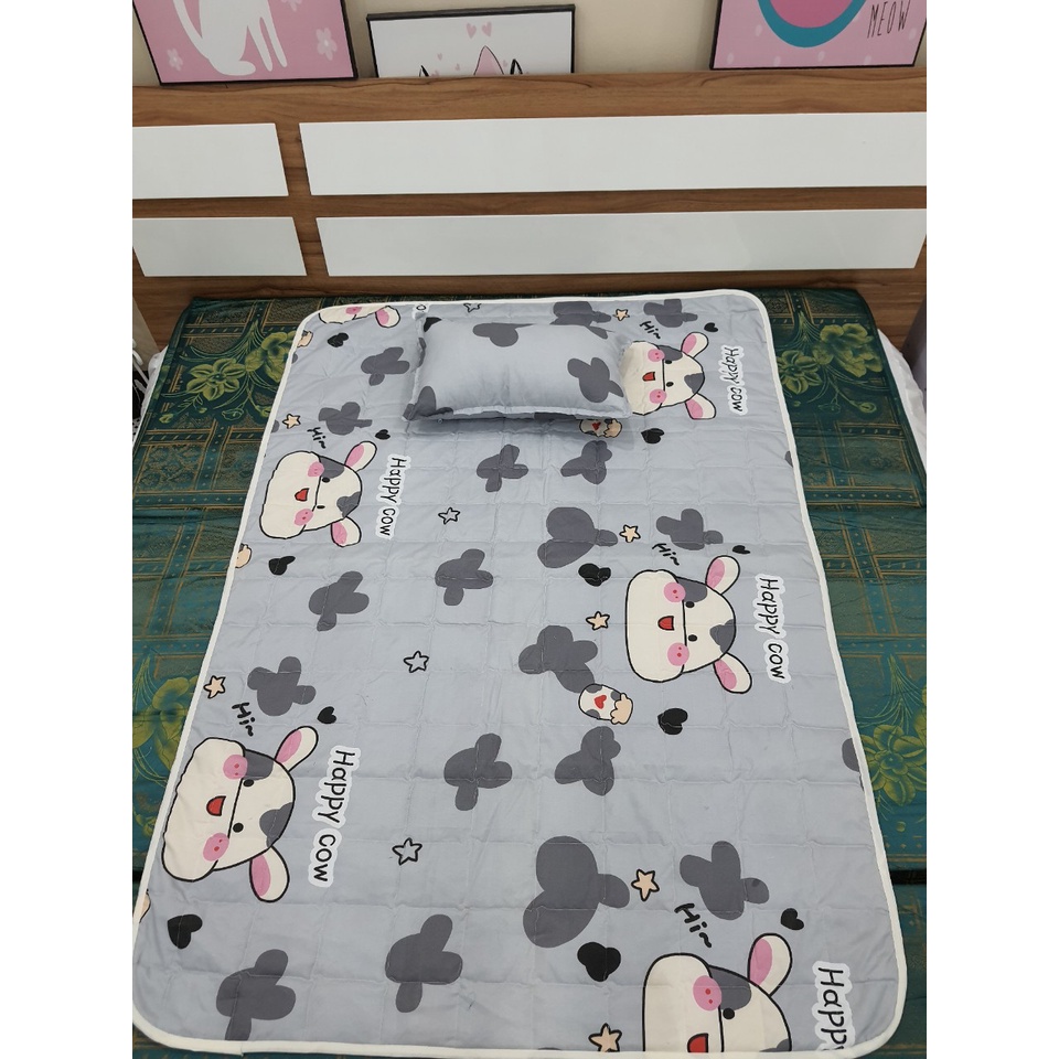 (Siêu rẻ)  Combo chăn gối cho bé 5-10 tuổi đến trường poly cotton mẫu Pikachu đội mũ - Ảnh thật shop chụp, ib chọn mẫu