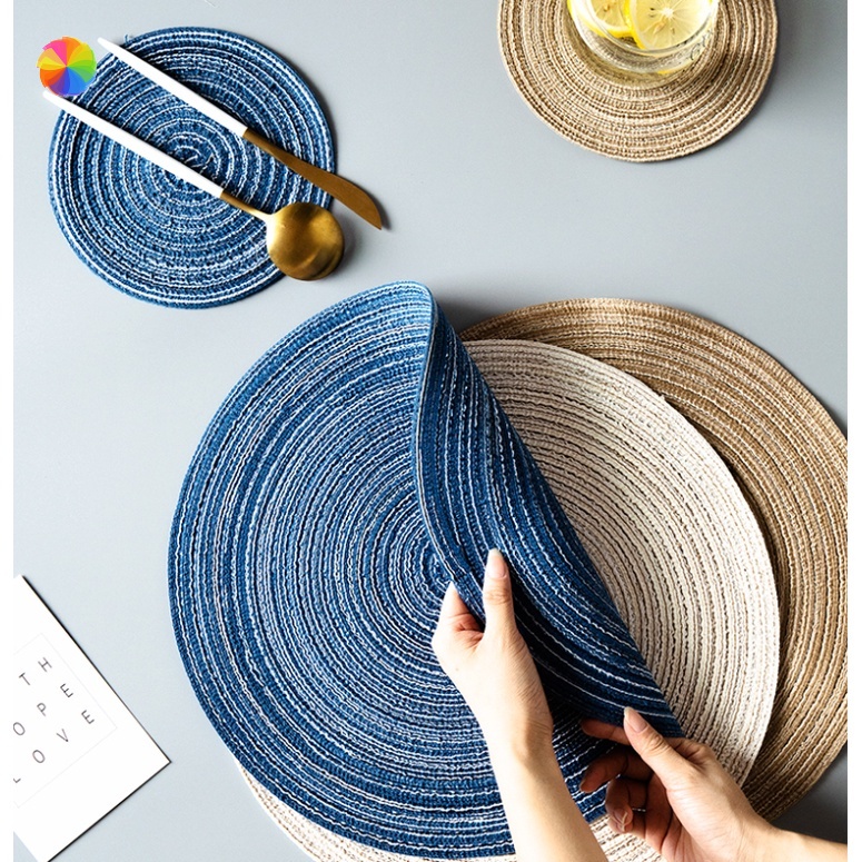 Tấm lót bàn ăn hình tròn chống trượt cách nhiệt tiện dụng cho nhà bếp