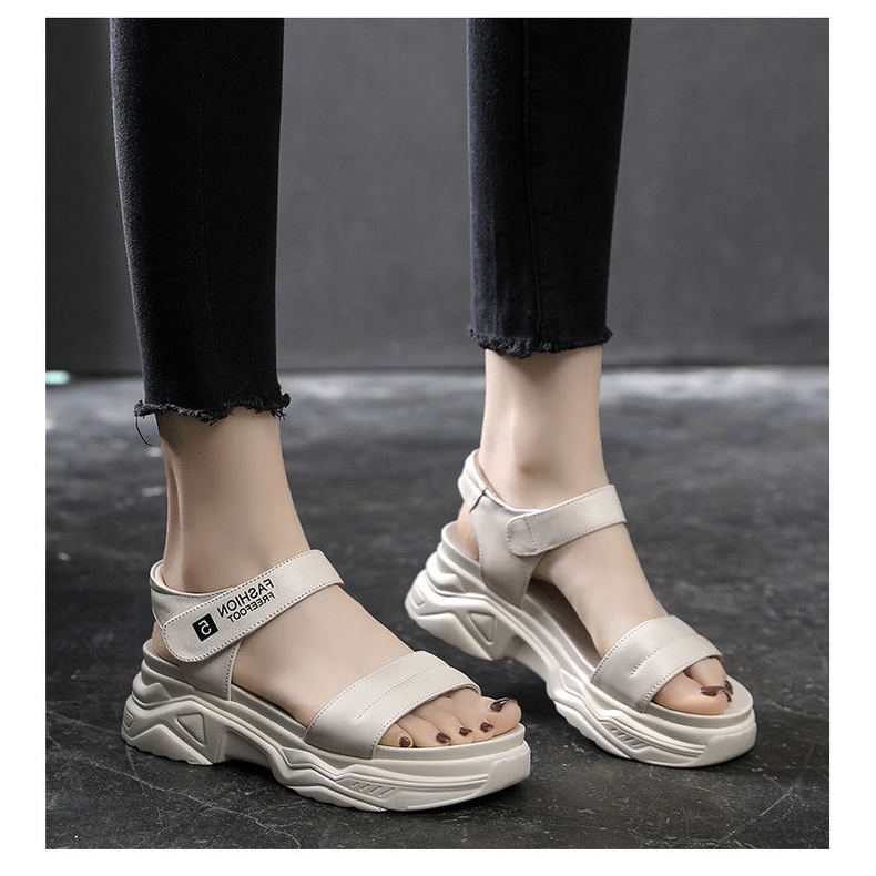 Xăng đan Thể Thao Đế Bằng Cao 5.5cm Quai Dán Mũi Tròn Cho Nữ