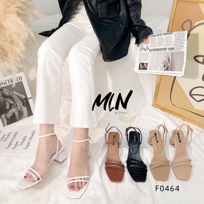 GIÀY CAO GÓT NỮ GÓT VUÔNG 5P HAI QUAI NGANG MÃNH HẬU HỞ GÓT VÒNG CỔ F0464