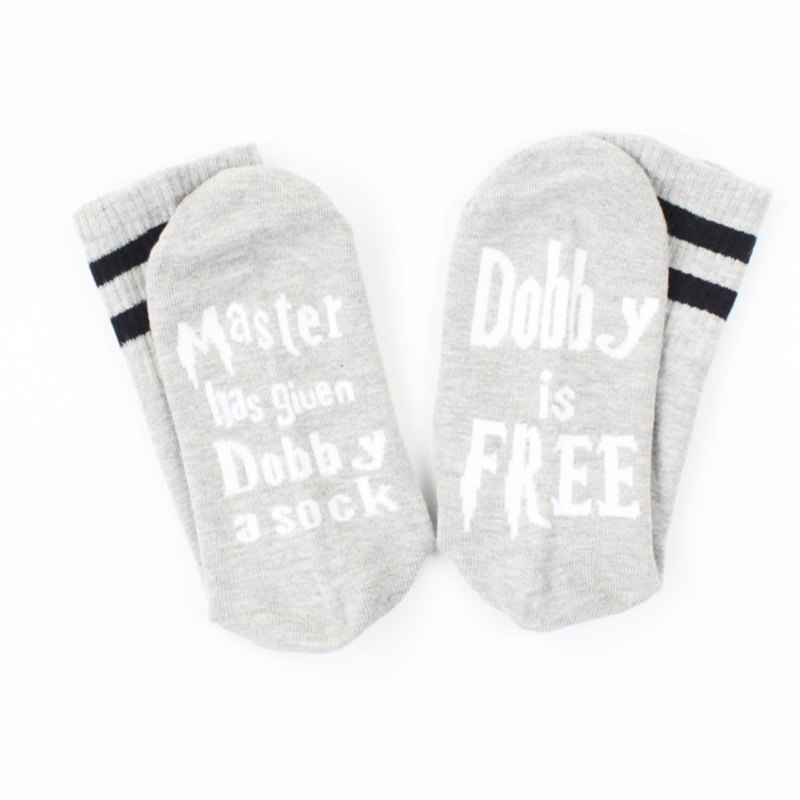 Tất dệt kim in chữ Dobby is Free dành cho nam nữ