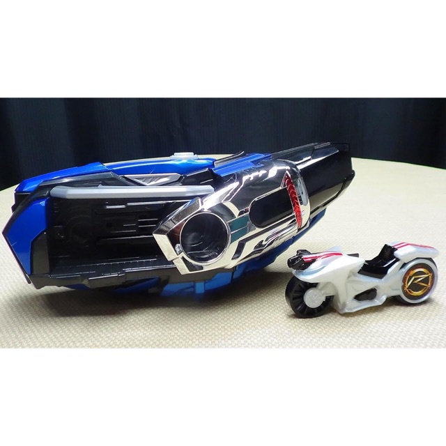 Đồ chơi siêu nhân Belt Mach Driver Dx