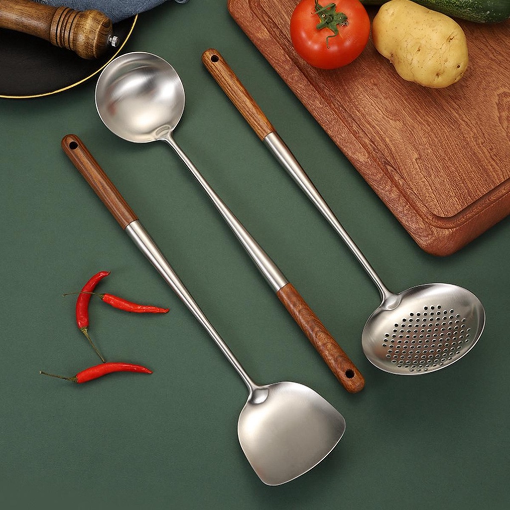 Muỗng Múc Canh Cán Gỗ Thanh Lịch
