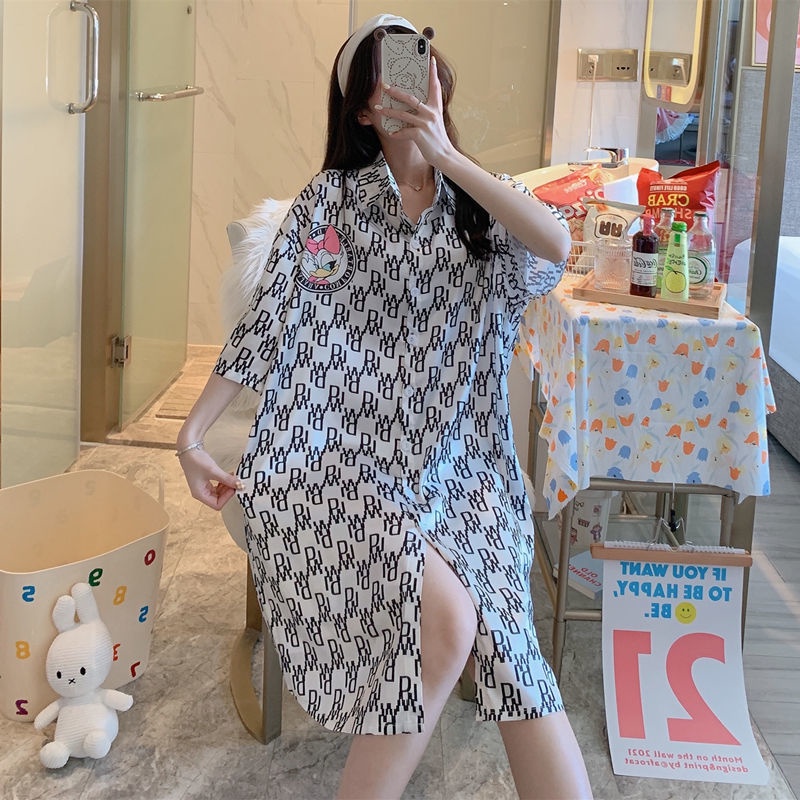 Áo Choàng Ngủ Dáng Rộng Bằng Lụa Lạnh In Hoạt Hình Vịt Dễ Thương Thời Trang Mùa Hè 2022 Cho Bạn Gái