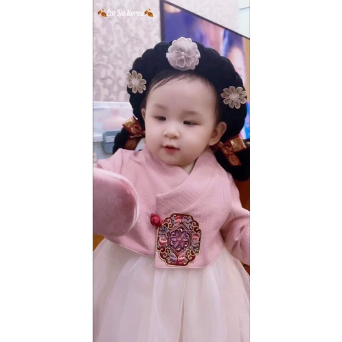 Mấn đội hanbok