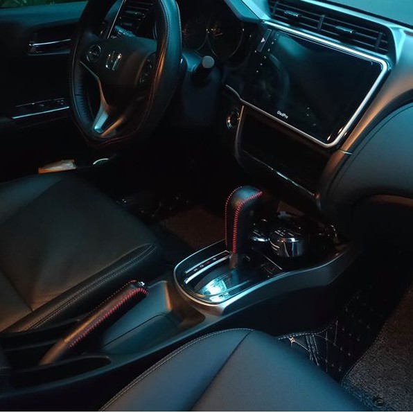 Bọc Cần Số, Phanh Tay xe HONDA CITY, JAZZ...  Da Bò tự nhiên nhiều màu sắc...