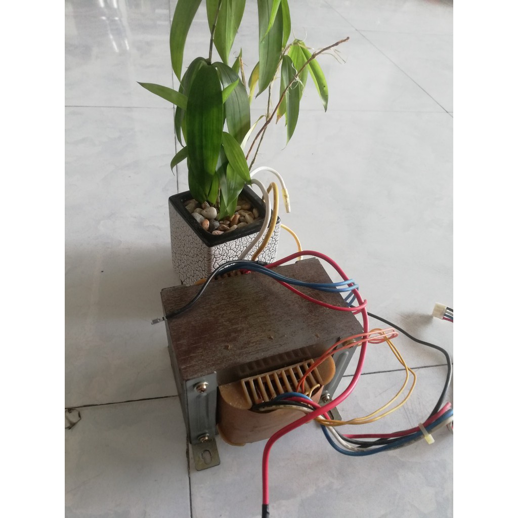 Biến Áp Tháo Bộ Lưu Điện UPS A2000