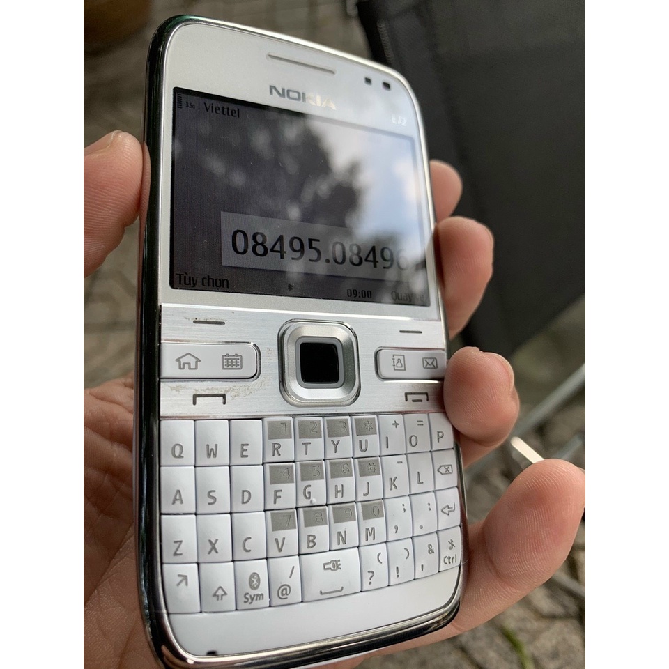 Điện Thoại Nokia E72 Loa To Bin Trâu