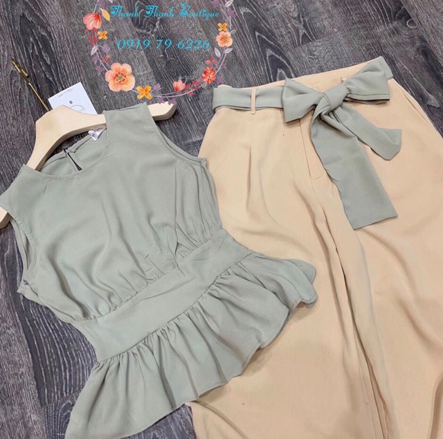 Bộ đồ áo peplum quần ống suông