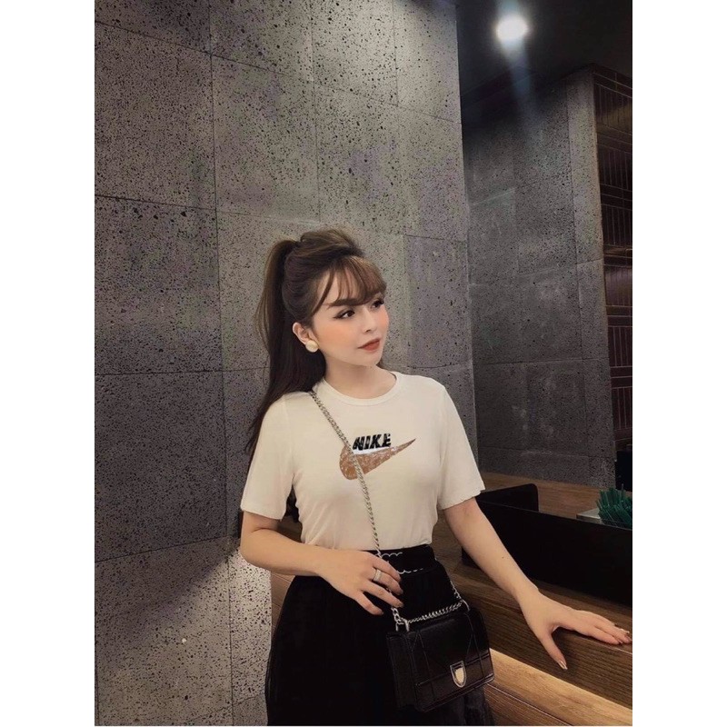 Set áo thun NAII chất đẹp + chân váy 2 lớp màu đen SL