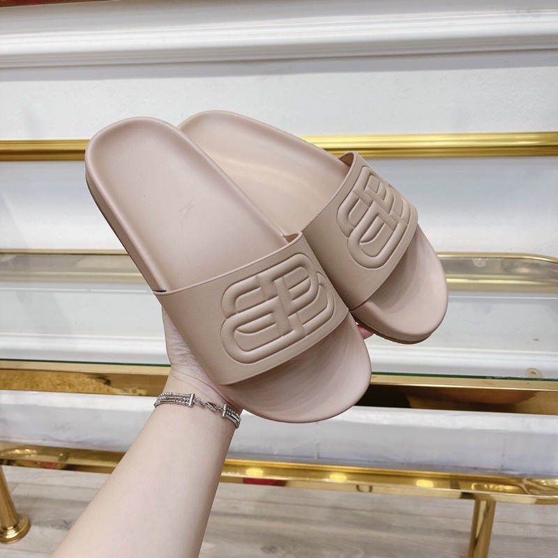 Dép Balenciaga quai ngang