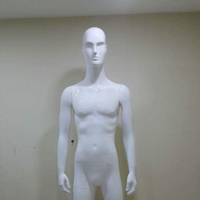 Manocanh Nam Mặt trơn trắng bóng