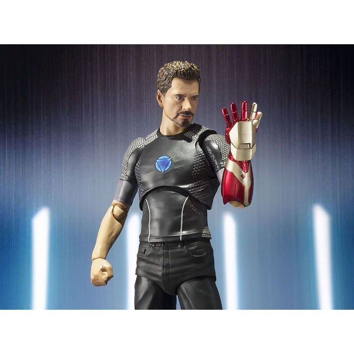 Mô Hình Iron Man Tony Stark SHF Có Khớp Động