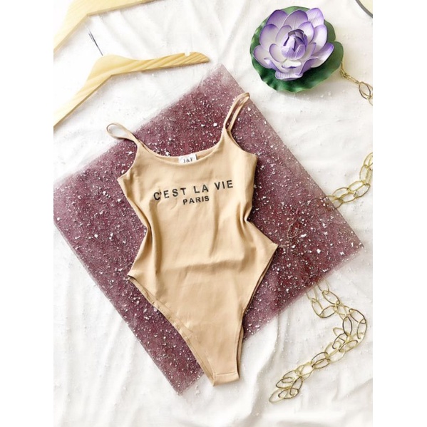 Áo bodysuit