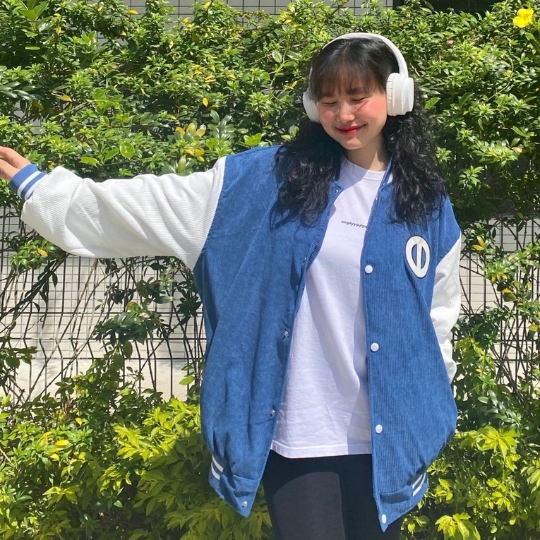 Áo Khoác Varsity Jacket Corduroy màu xanh dương bomber bóng chày basic nam nữ form rộng Local Brand ONTOP