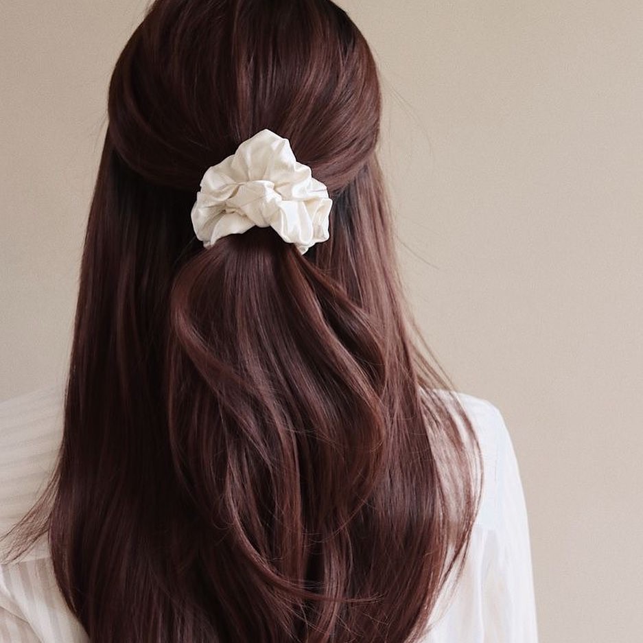 Dây Buộc Tóc - Cột Tóc Scunchies Vải Phi Bóng Trơn Nhiều Màu Thanh Lịch Siêu Hot