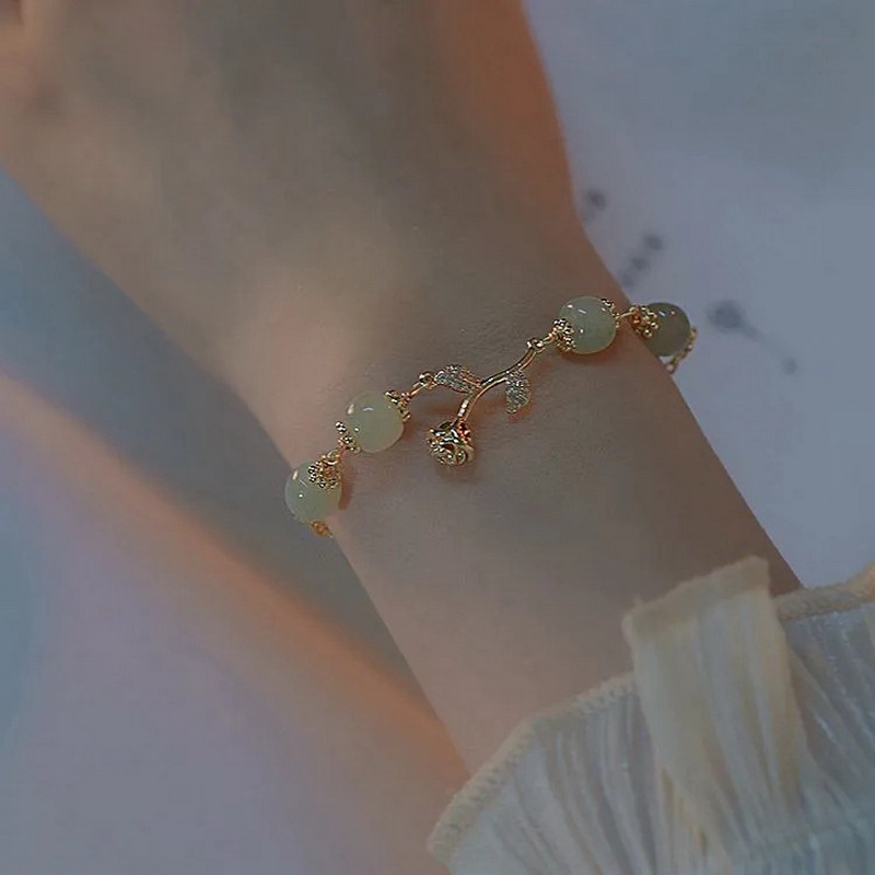 Vòng Tay Mạ Vàng Hình Hoa tulip Đính Đá opal Thời Trang Hàn Quốc Cho Bạn Gái