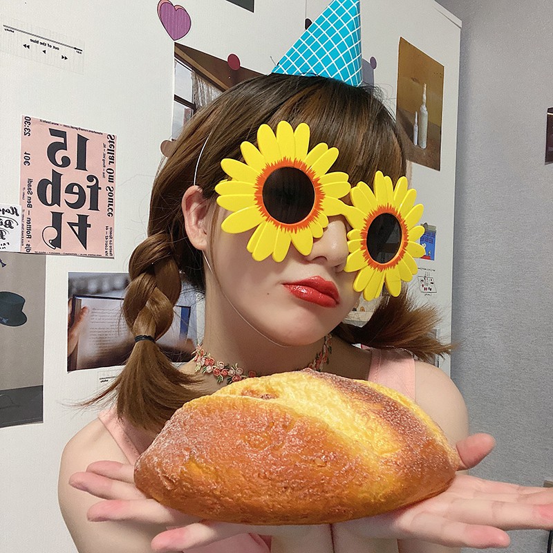 Kính râm nhiều kiểu dáng độc đáo ngộ nghĩnh dành cho trẻ em