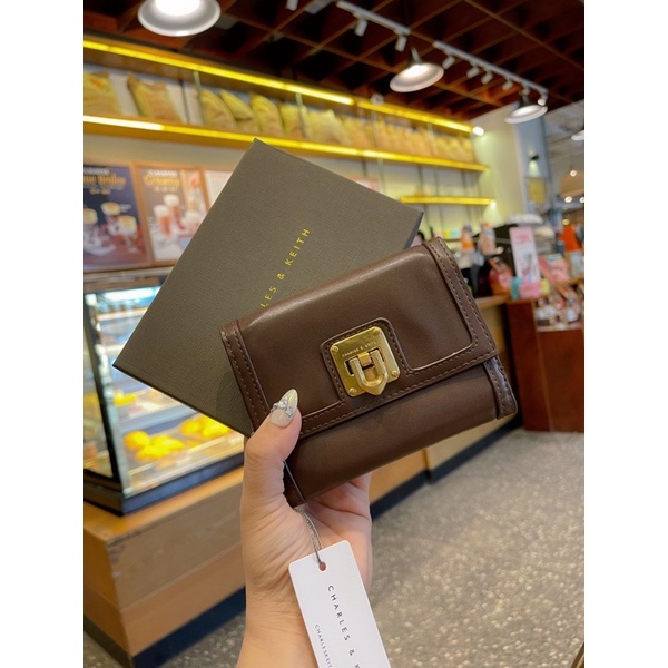 Ví chữ C kèm dây đeo chéo full hộp cực xinh