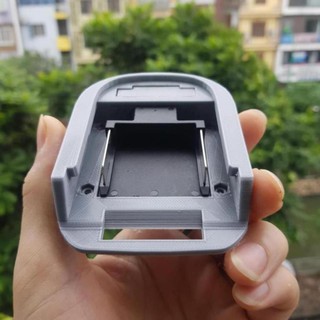 Đế chuyển pin makita chân cài có đo vôn