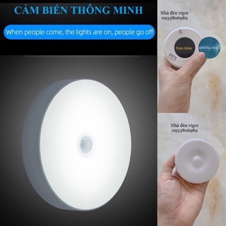 Đèn Cảm Ứng Dán Tường - Sạc Điện 220V