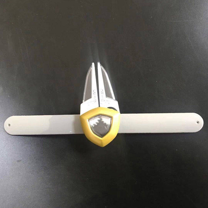 Đồ Chơi Siêu Nhân。 Đồ Chơi robot Biến Hình Ultraman Có Đèn Phát Sáng Cho Bé Trai