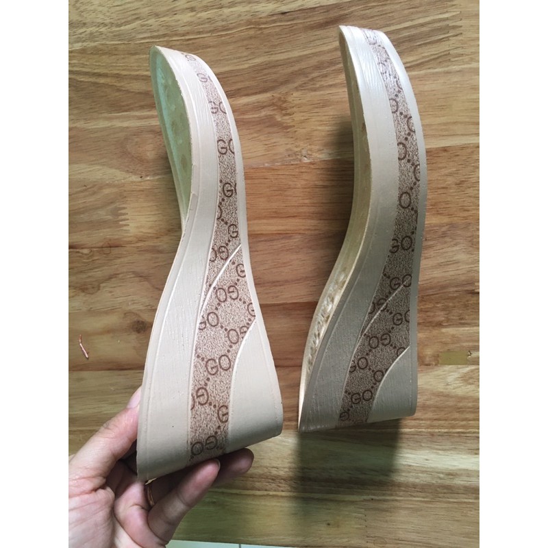 xuồng cao 7cm in hoa tiết Go móc len