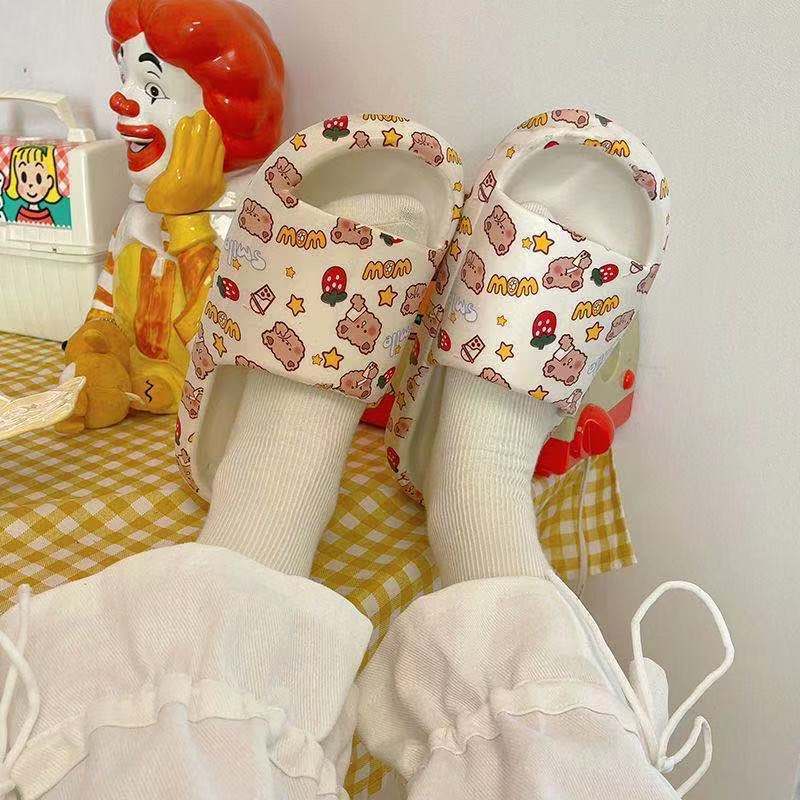 Giày Sandal Đế Mềm Chống Trượt Họa Tiết Graffiti Thời Trang