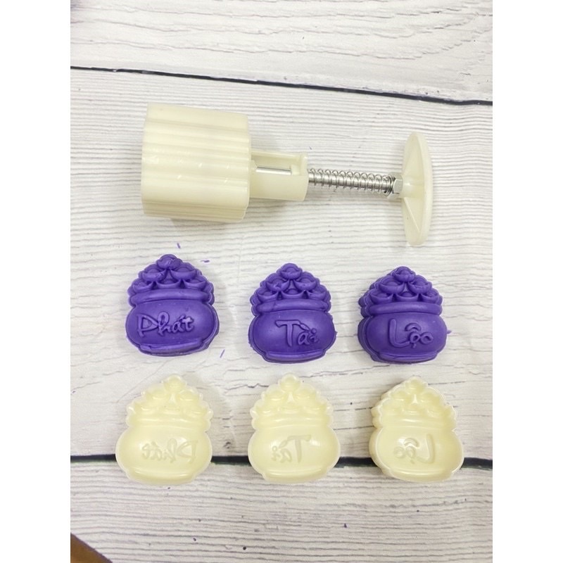 Khuôn trung thu hũ vàng 3 mặt Phát -Tài-Lộc 50gr