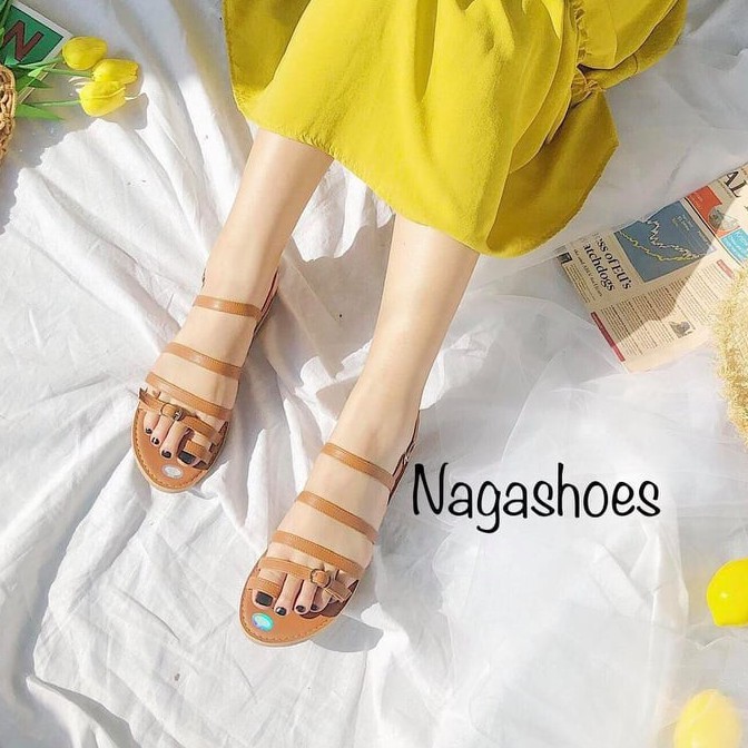 Dép sandal xỏ ngón nhiều dây cách điệu đi biển vintage