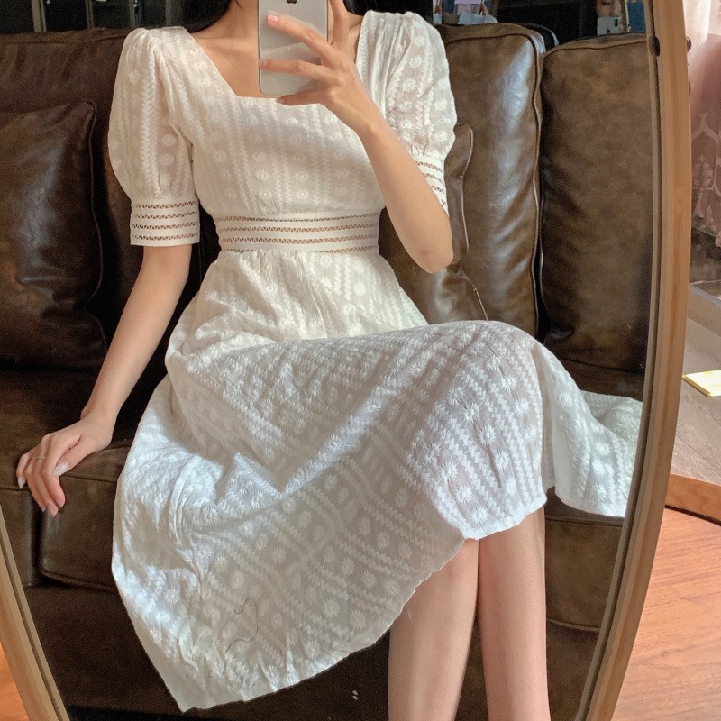 (Sẵn) Đầm công chúa Ulzzang cổ vuông ren hoa nổi Quảng Châu | BigBuy360 - bigbuy360.vn