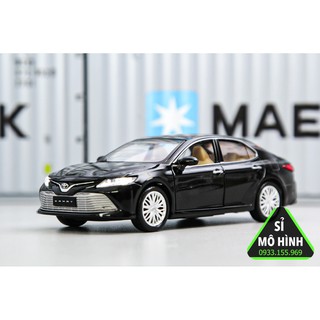 Mô hình xe Toyota Camry sedan New 1:32