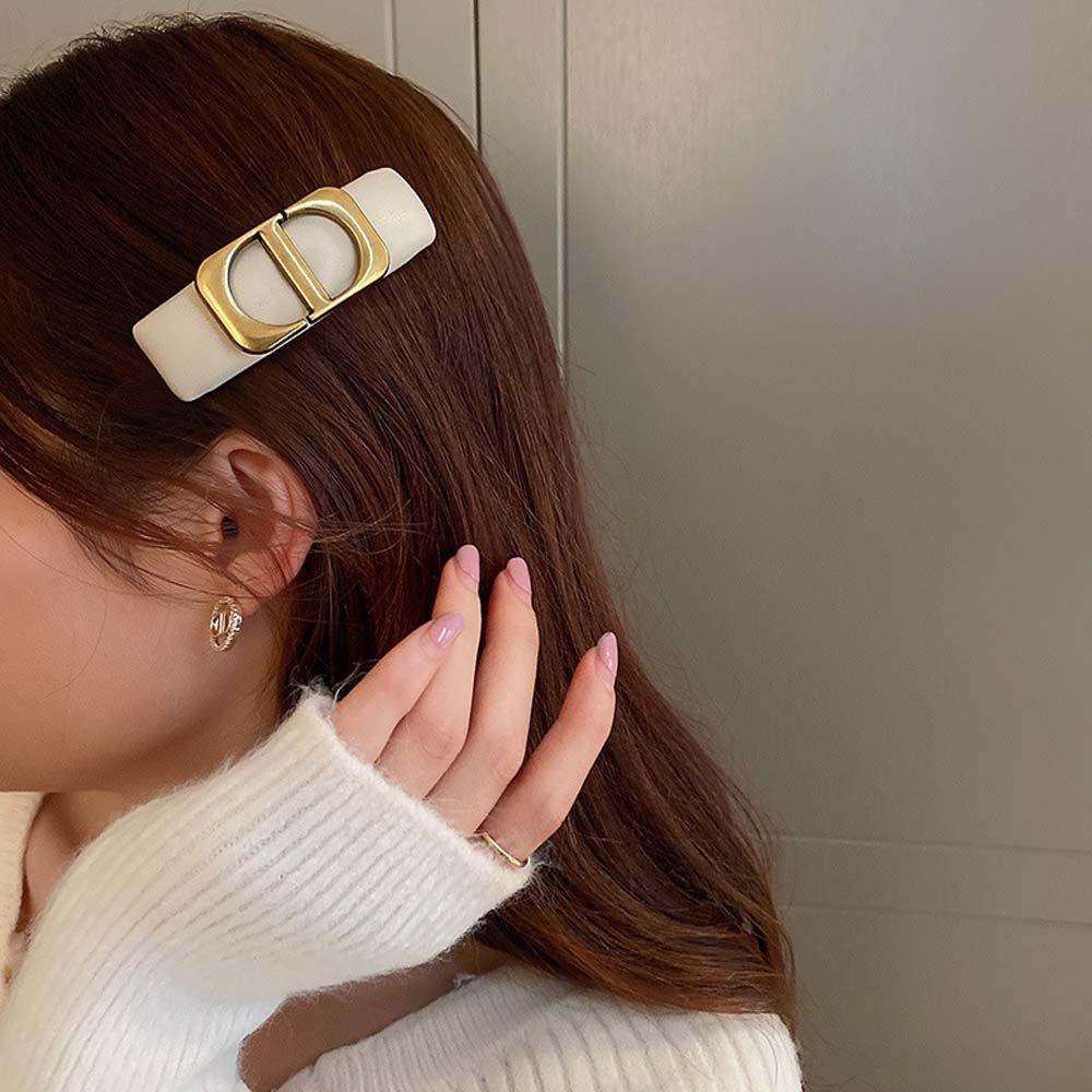 Kẹp Tóc Bằng Xốp Và Da Hình Vuông Phong Cách Hàn Quốc WMES15H