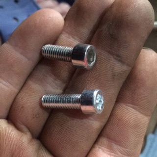 Ốc lục 6ly Inox và thép
