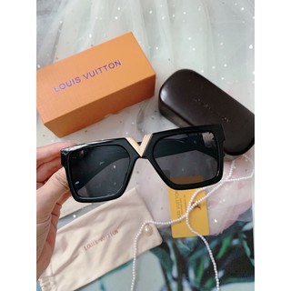Kính mát nữ thời trang LV full box phụ kiện