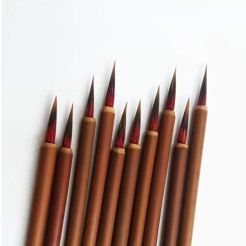 Bút tiểu hồng mao, Cán bút: cán treLông bút: hồng mao lông chimCông năng: thư pháp, thư họa