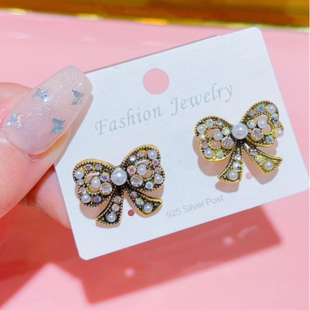 Bông Tai Nữ Cá Tính Đính Đá Cao Cấp Mang Phong Cách Hàn Quốc  - MS27057